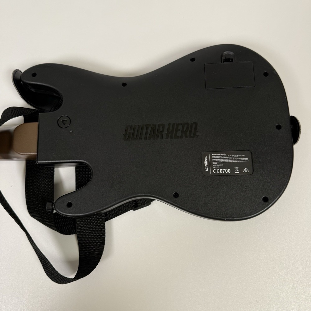 Guitar Hero Live Guitar for XBOX 360/PS4 Black Activison No Dongle Model 0000654 - Picture 13 of 14